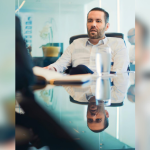 Robson Gimenes Pontes apresenta soluções modernas para integrar benefícios corporativos ao sistema financeiro.