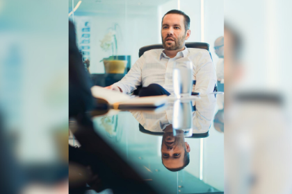 Robson Gimenes Pontes apresenta soluções modernas para integrar benefícios corporativos ao sistema financeiro.
