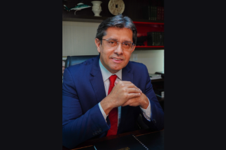 Marcio Coutinho destaca que o direito ambiental eleitoral regulamenta a propaganda para evitar impactos negativos.