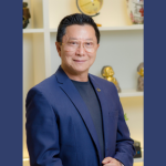 Milton Seigi Hayashi destaca a importância do pós-operatório no tratamento cirúrgico de braços e coxas.